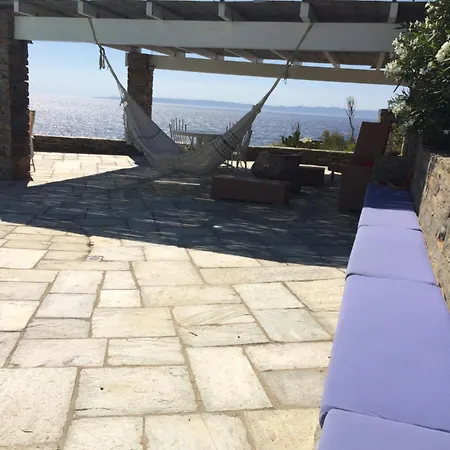 Elli S Seafront Pool Villa, 100 M From Quiet Sandy Beach In Kea, Cyclades *