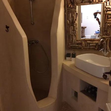 Villa Elli S Seafront Pool Villa, 100 M From Quiet Sandy Beach In Kea, Cyclades Melissaki