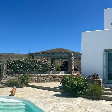 Villa Elli S Seafront Pool Villa, 100 M From Quiet Sandy Beach In Kea, Cyclades Melissaki