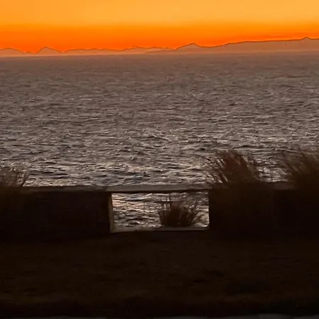 Elli S Seafront Pool Villa, 100 M From Quiet Sandy Beach In Kea, Cyclades Melissaki