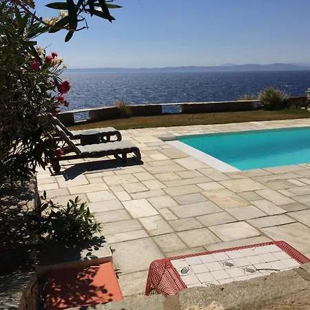 Elli S Seafront Pool Villa, W/sandy In Kea, Cyclades Melissaki