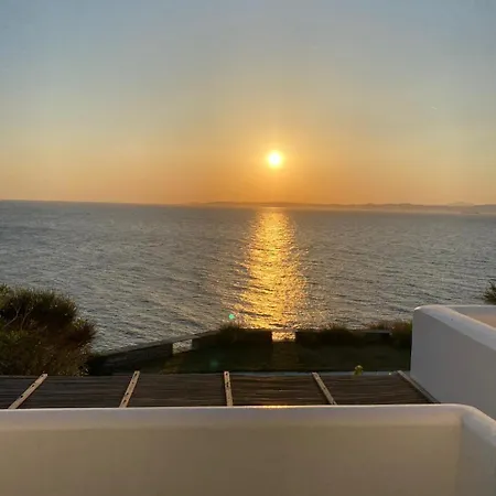 Elli S Seafront Pool Villa, 100 M From Quiet Sandy In Kea, Cyclades