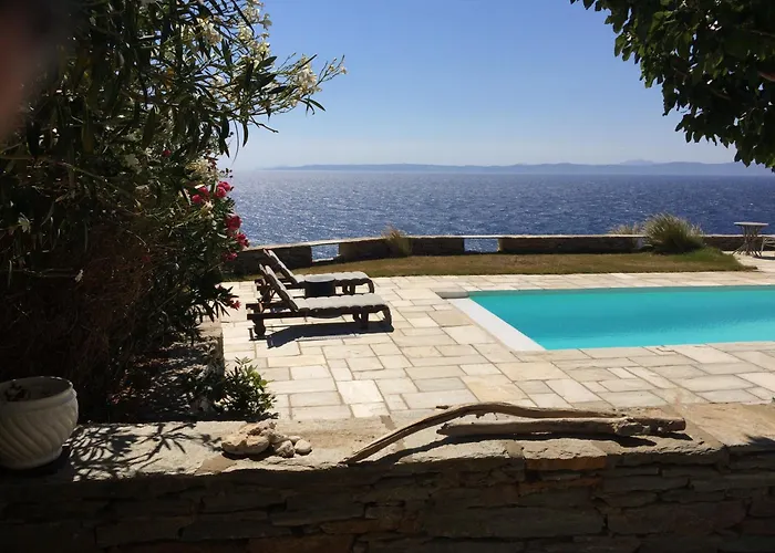 Elli S Seafront Pool Villa, 100 M From Quiet Sandy In Kea, Cyclades Вилла *