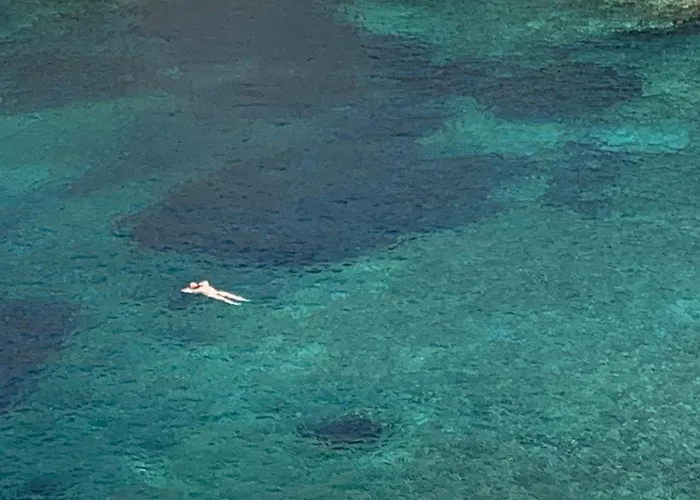 Вилла Elli S Seafront Pool Villa, 100 M From Quiet Sandy In Kea, Cyclades *