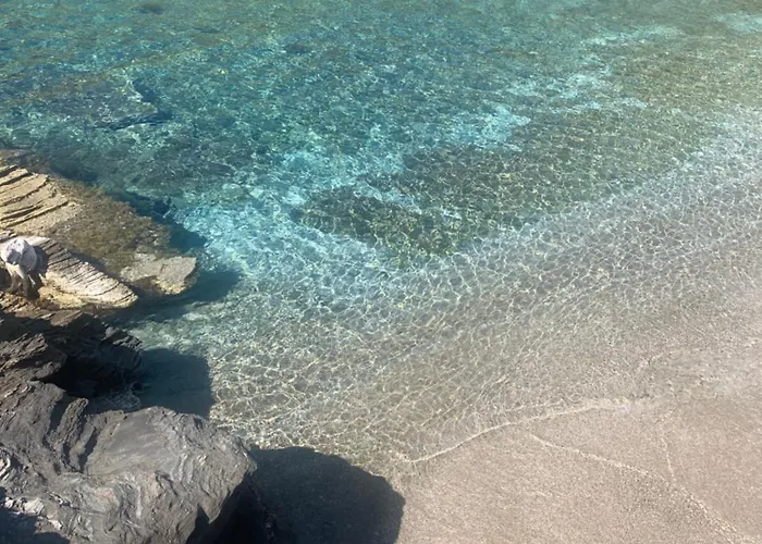 Elli S Seafront Pool Villa, 100 M From Quiet Sandy In Kea, Cyclades Вилла *