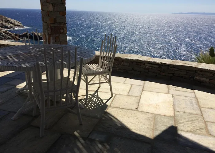 Elli S Seafront Pool Villa, 100 M From Quiet Sandy In Kea, Cyclades Melissaki