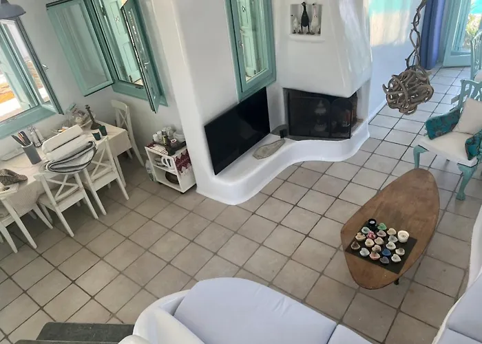 Вилла Elli S Seafront Pool Villa, 100 M From Quiet Sandy In Kea, Cyclades