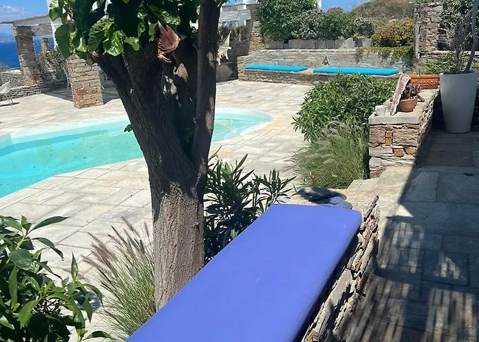 Elli S Seafront Pool Villa, 100 M From Quiet Sandy In Kea, Cyclades Вилла Melissaki