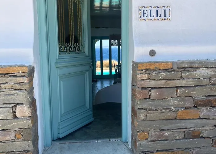 Вилла Elli S Seafront Pool Villa, 100 M From Quiet Sandy In Kea, Cyclades